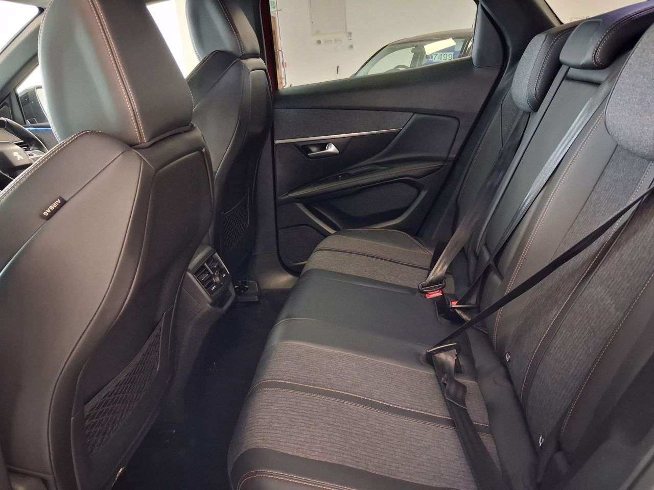 2017 PEUGEOT 3008 2017 PEUGEOT 3008