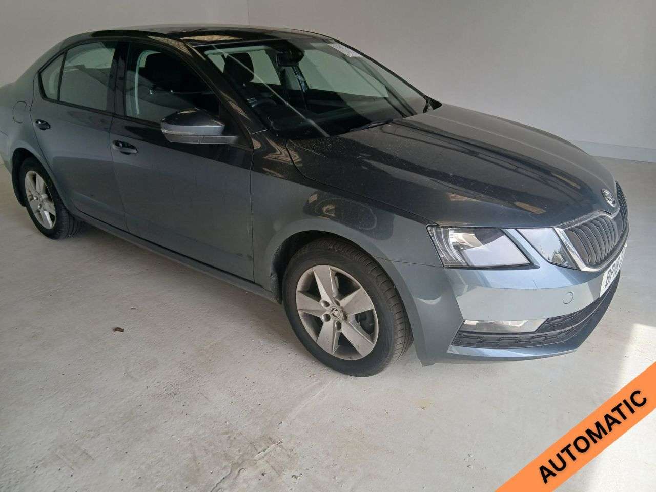 A 2018 SKODA OCTAVIA 1.0 TSI SE Hatchback 5dr Petrol DSG Euro 6 (s/s) (115 ps) A 2018 SKODA OCTAVIA 1.0 TSI SE Hatchback 5dr Petrol DSG Euro 6 (s/s) (115 ps)