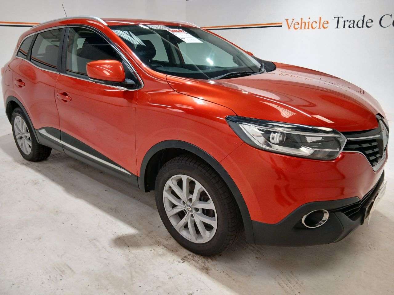 A 2018 RENAULT KADJAR 1.3 TCe Dynamique Nav SUV 5dr Petrol Manual Euro 6 (s/s) (140 ps) A 2018 RENAULT KADJAR 1.3 TCe Dynamique Nav SUV 5dr Petrol Manual Euro 6 (s/s) (140 ps)
