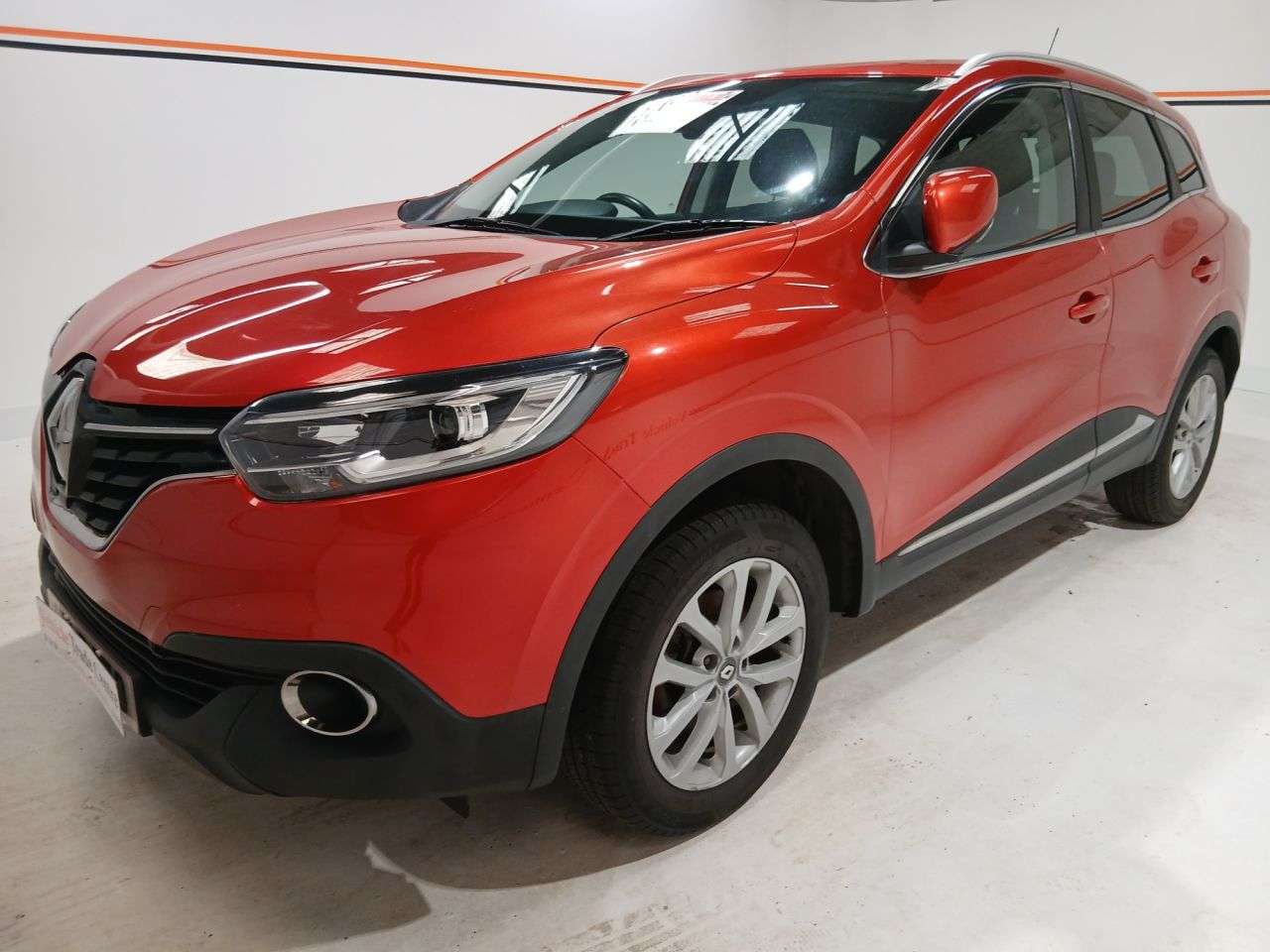 A 2018 RENAULT KADJAR 1.3 TCe Dynamique Nav SUV 5dr Petrol Manual Euro 6 (s/s) (140 ps) A 2018 RENAULT KADJAR 1.3 TCe Dynamique Nav SUV 5dr Petrol Manual Euro 6 (s/s) (140 ps)