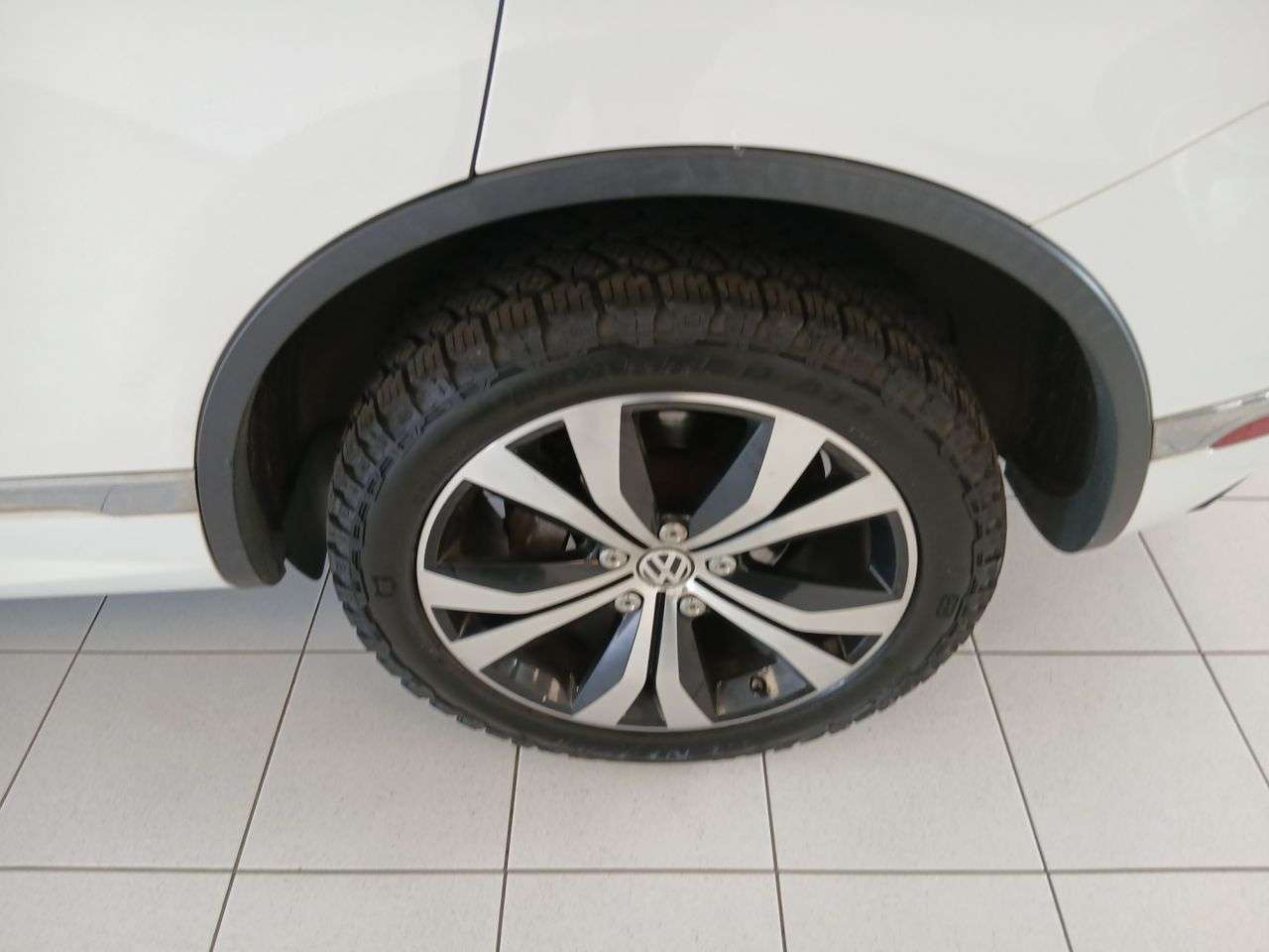 2015 VOLKSWAGEN TOUAREG 2015 VOLKSWAGEN TOUAREG