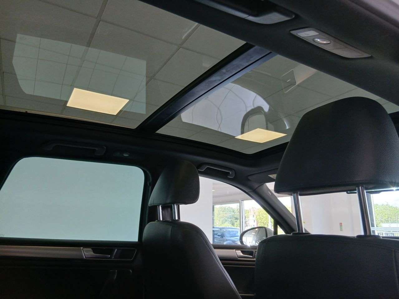 2015 VOLKSWAGEN TOUAREG 2015 VOLKSWAGEN TOUAREG