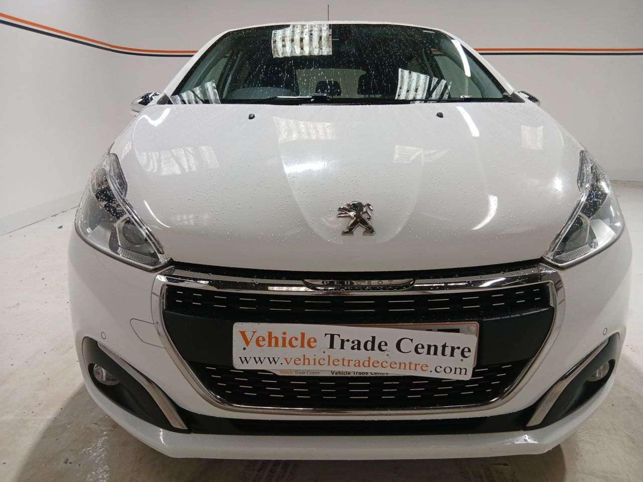 A 2018 PEUGEOT 208 1.2 PureTech Tech Edition Hatchback 5dr Petrol Manual Euro 6 (s/s) (82 ps) A 2018 PEUGEOT 208 1.2 PureTech Tech Edition Hatchback 5dr Petrol Manual Euro 6 (s/s) (82 ps)