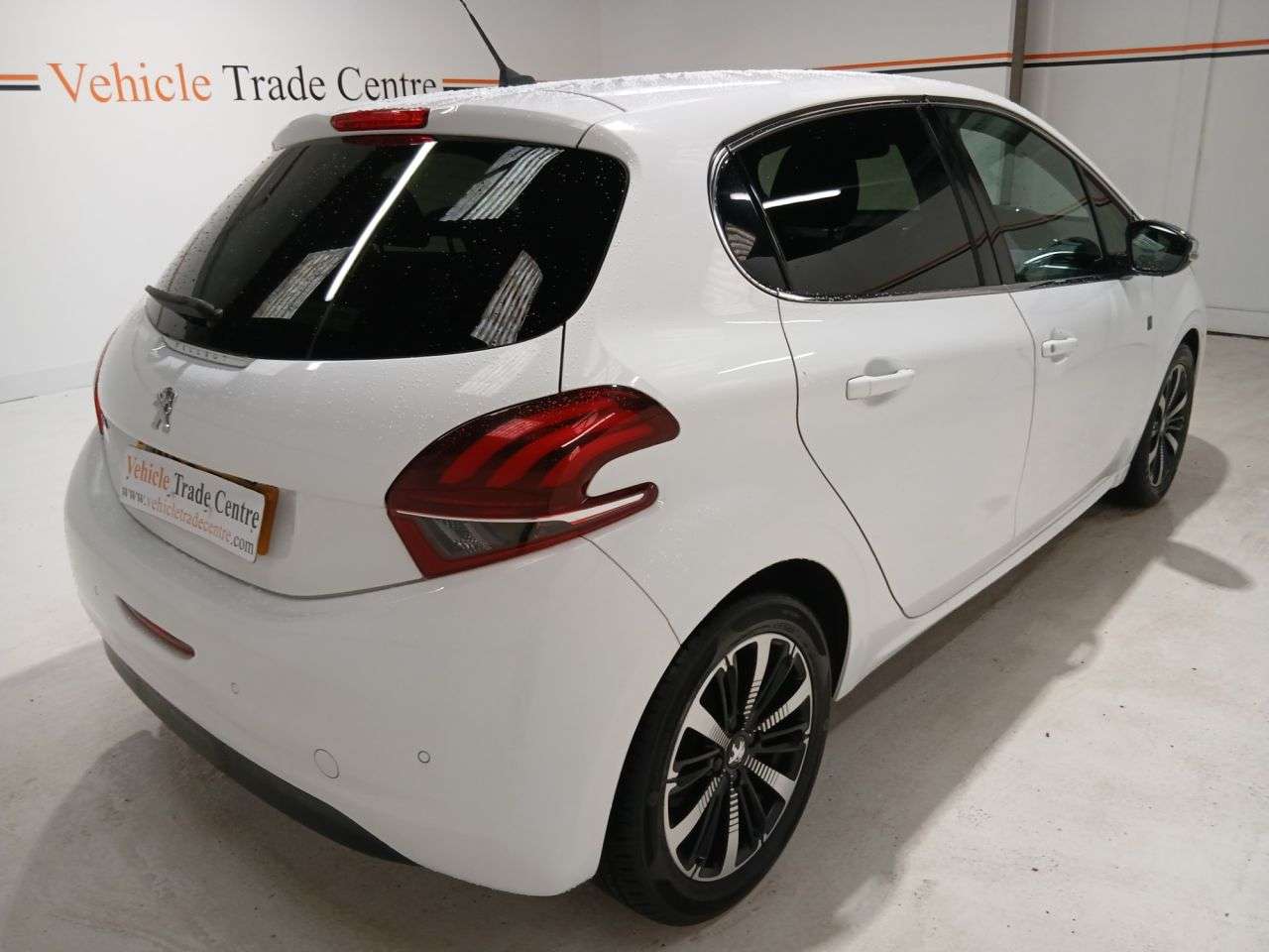 2018 PEUGEOT 208 2018 PEUGEOT 208