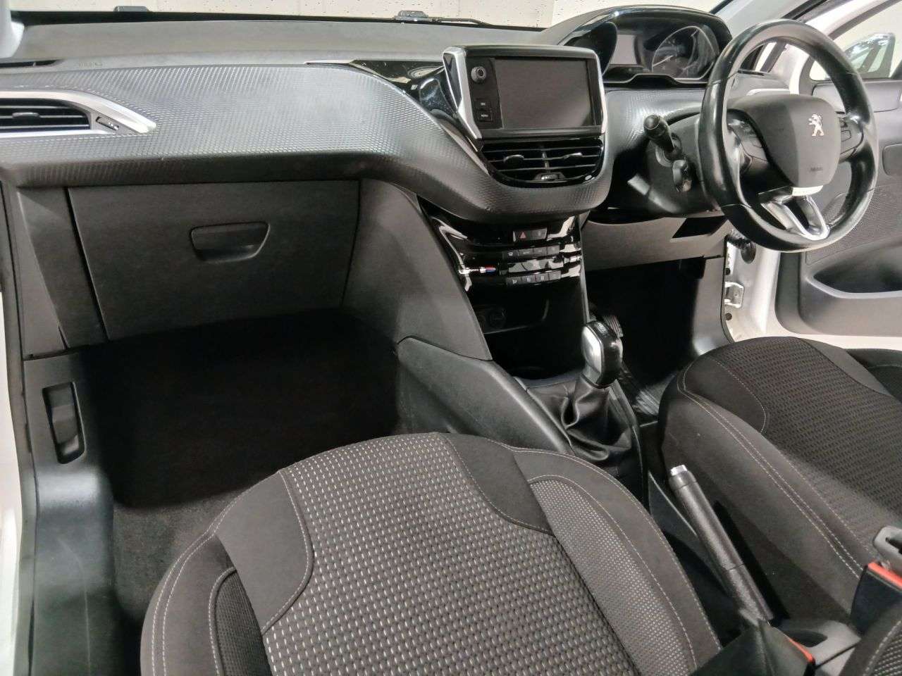 2018 PEUGEOT 208 2018 PEUGEOT 208