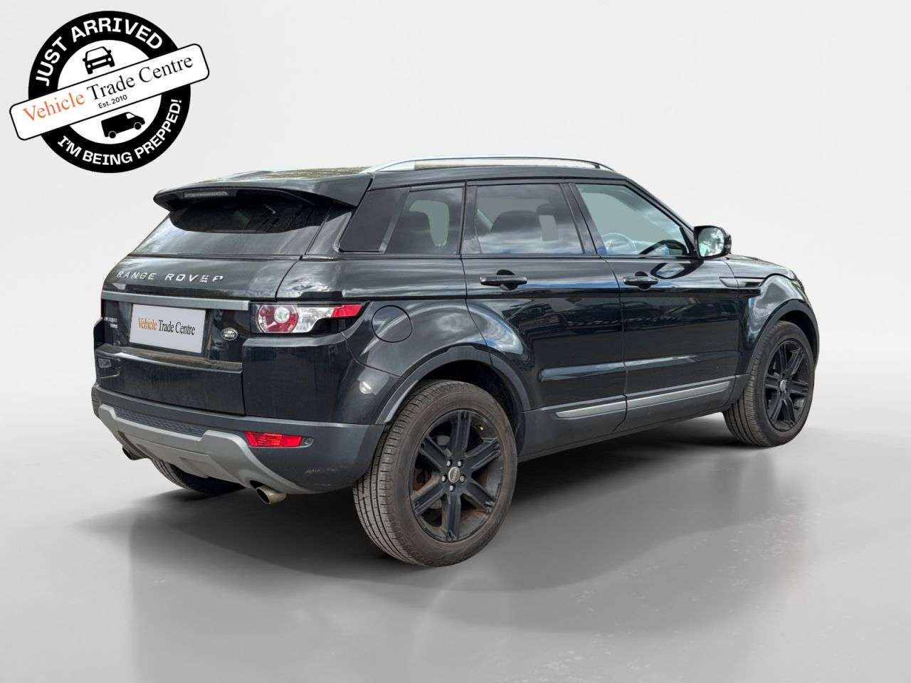 A 2012 LAND ROVER RANGE ROVER EVOQUE 2.2 SD4 Pure SUV 5dr Diesel Auto 4WD Euro 5 (190 ps) A 2012 LAND ROVER RANGE ROVER EVOQUE 2.2 SD4 Pure SUV 5dr Diesel Auto 4WD Euro 5 (190 ps)