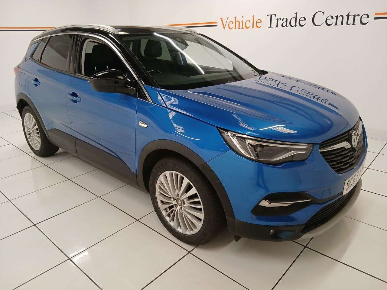 A 2018 VAUXHALL GRANDLAND X 1.2 Turbo Elite Nav SUV 5dr Petrol Manual Euro 6 (s/s) (130 ps) A 2018 VAUXHALL GRANDLAND X 1.2 Turbo Elite Nav SUV 5dr Petrol Manual Euro 6 (s/s) (130 ps)