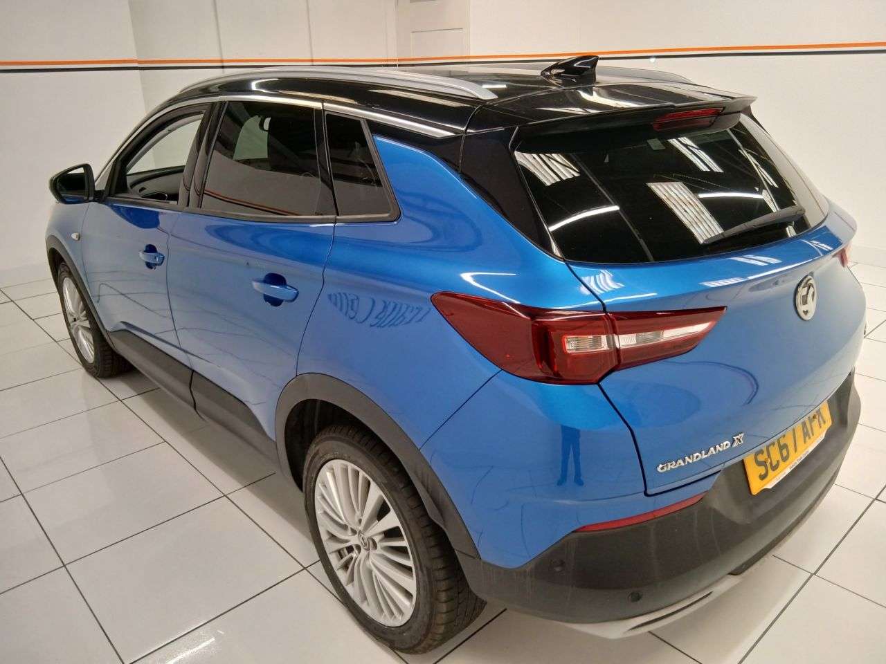 A 2018 VAUXHALL GRANDLAND X 1.2 Turbo Elite Nav SUV 5dr Petrol Manual Euro 6 (s/s) (130 ps) A 2018 VAUXHALL GRANDLAND X 1.2 Turbo Elite Nav SUV 5dr Petrol Manual Euro 6 (s/s) (130 ps)