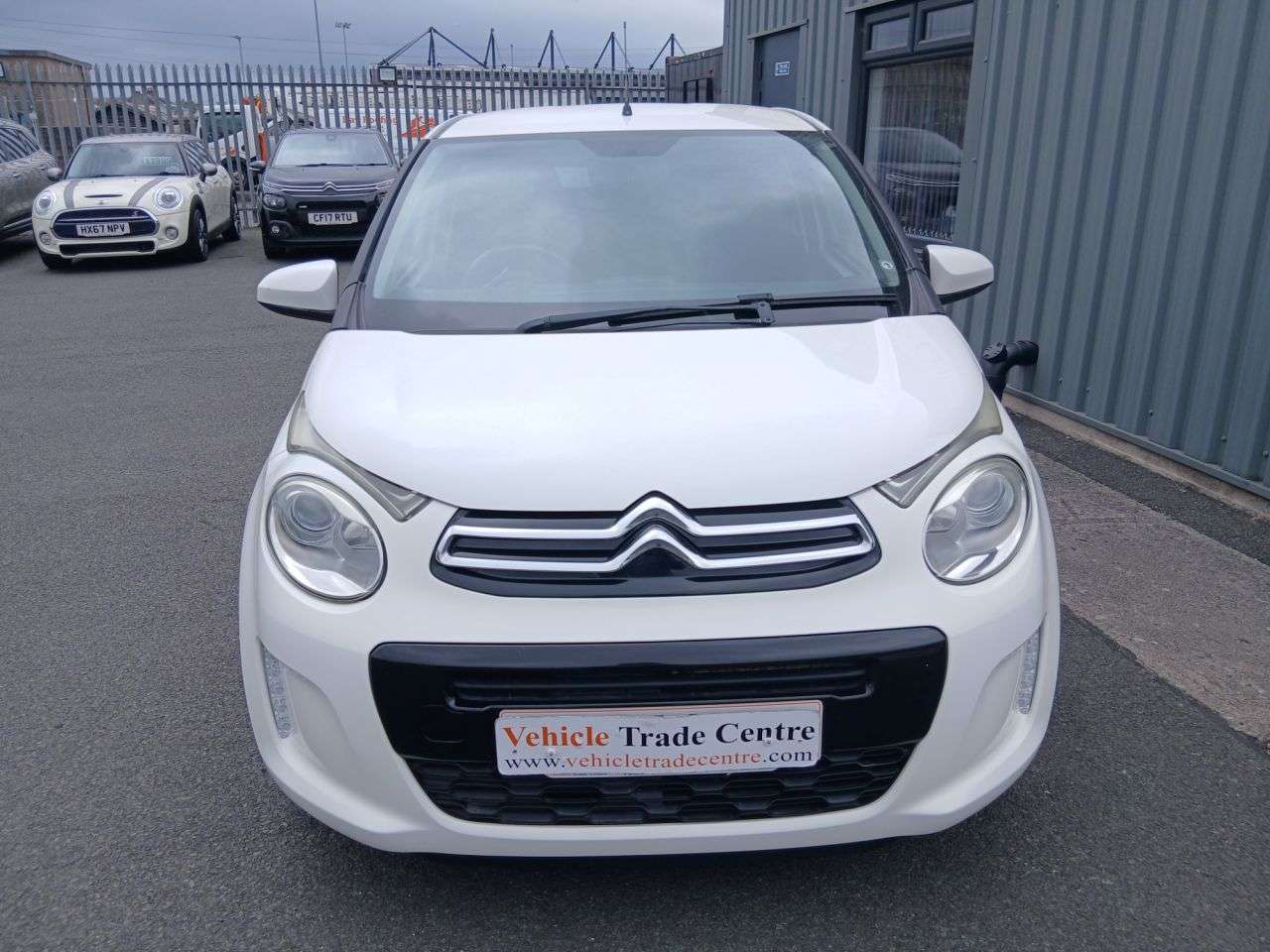 A 2015 CITROEN C1 1.0 VTi Flair Hatchback 5dr Petrol Manual Euro 5 (68 ps) A 2015 CITROEN C1 1.0 VTi Flair Hatchback 5dr Petrol Manual Euro 5 (68 ps)