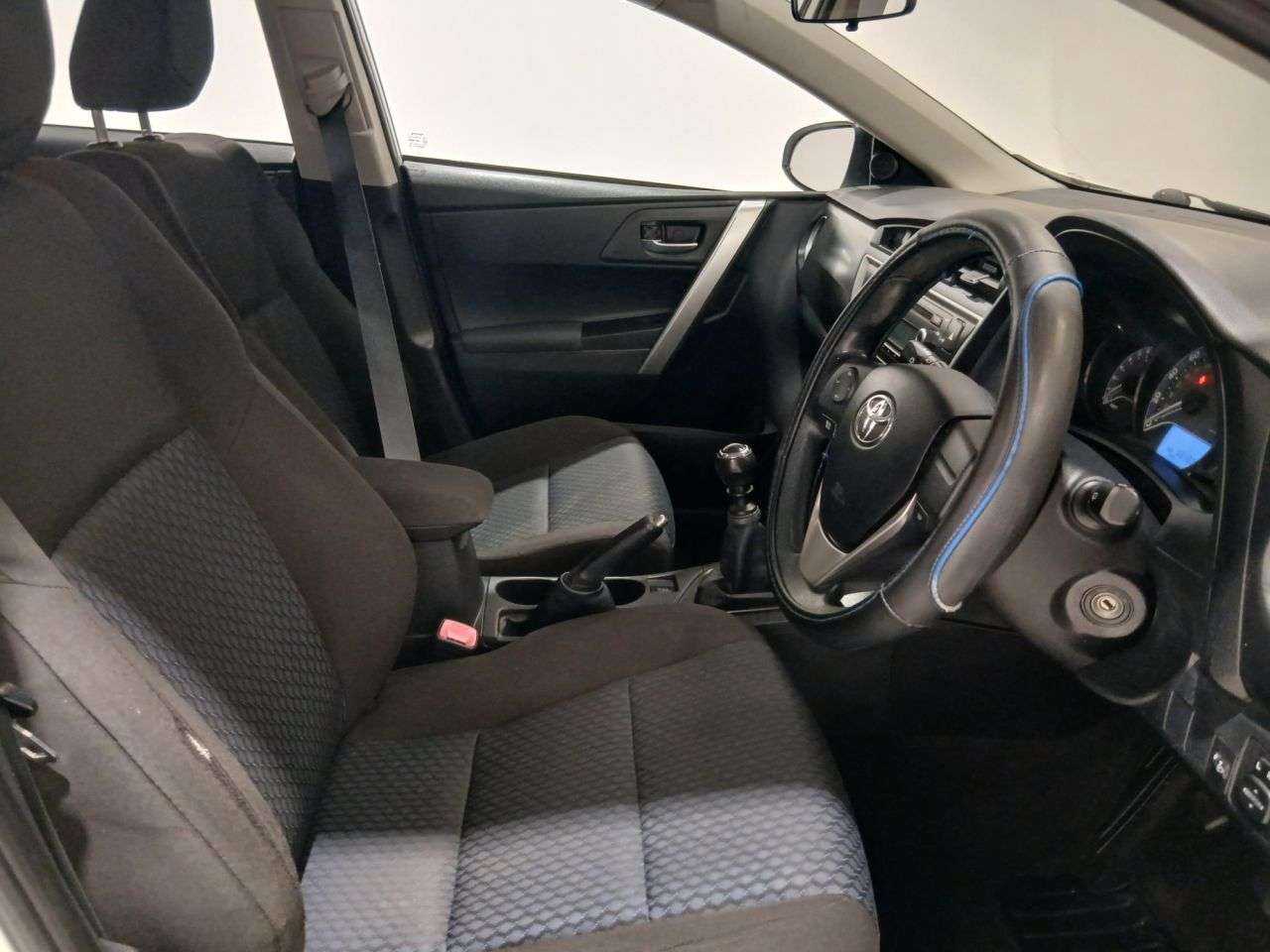 2013 TOYOTA AURIS 2013 TOYOTA AURIS