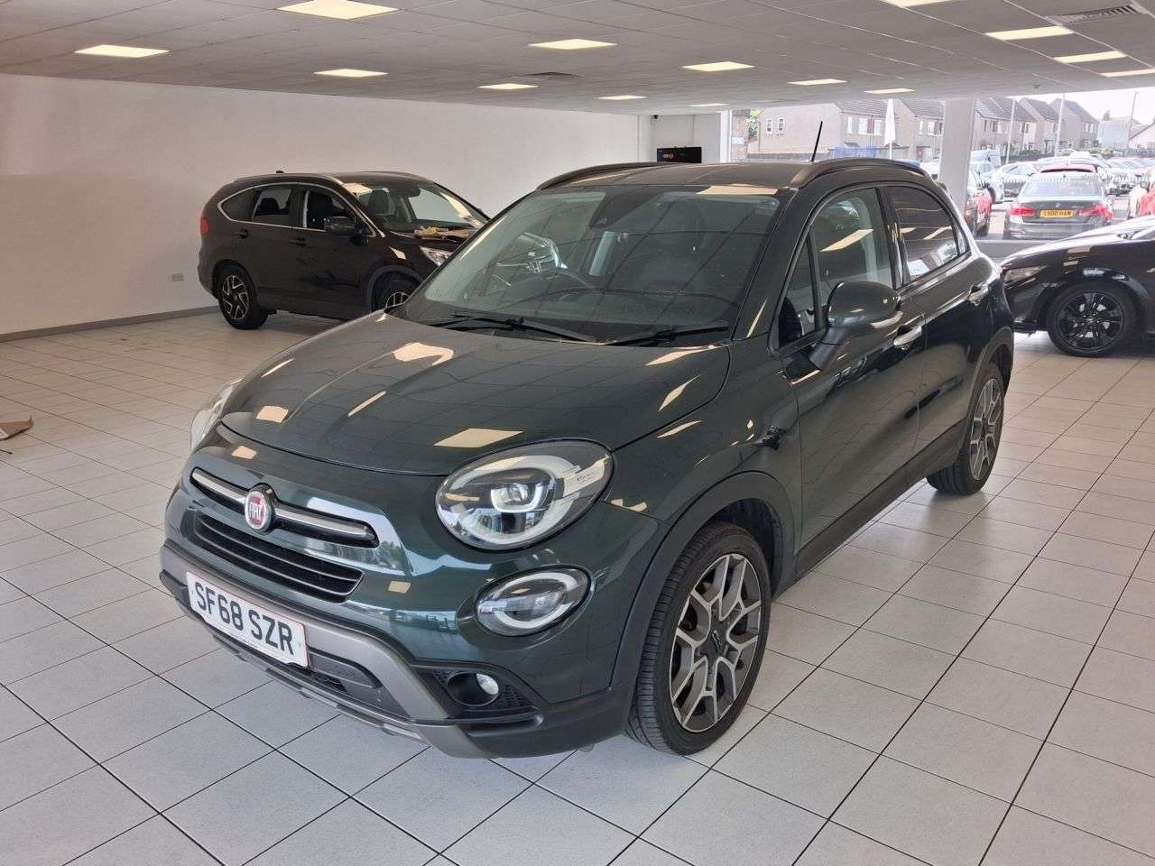 A 2018 FIAT 500X 1.0 FireFly Turbo MultiAir Cross Plus SUV 5dr Petrol Manual Euro 6 (s/s) (1 A 2018 FIAT 500X 1.0 FireFly Turbo MultiAir Cross Plus SUV 5dr Petrol Manual Euro 6 (s/s) (1