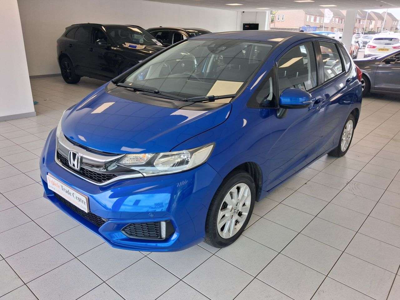 A 2018 HONDA JAZZ 1.3 i-VTEC SE Hatchback 5dr Petrol Manual Euro 6 (s/s) (102 ps) A 2018 HONDA JAZZ 1.3 i-VTEC SE Hatchback 5dr Petrol Manual Euro 6 (s/s) (102 ps)