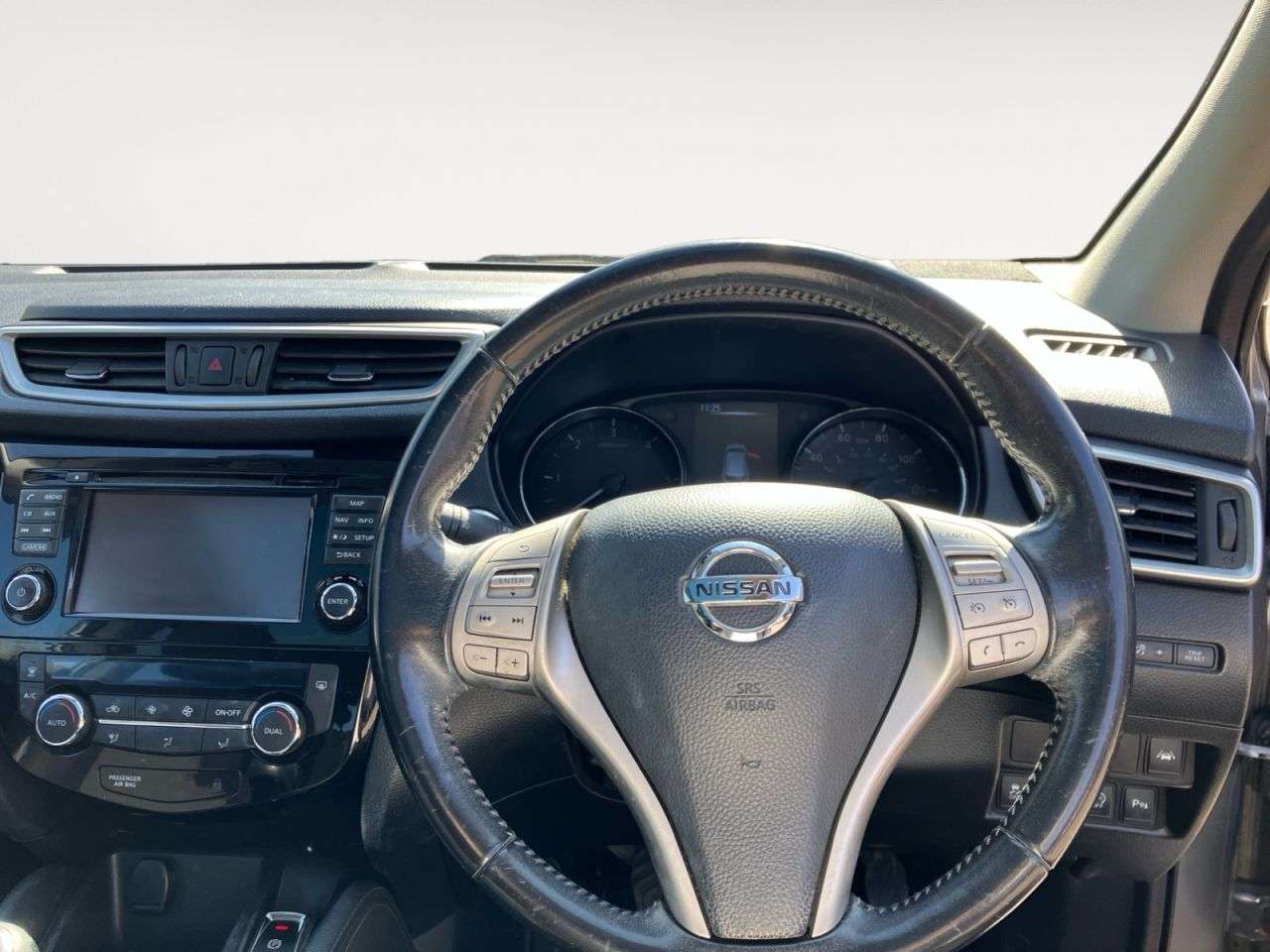 A 2016 NISSAN QASHQAI 1.5 dCi n-tec+ SUV 5dr Diesel Manual 2WD Euro 6 (s/s) (110 ps) A 2016 NISSAN QASHQAI 1.5 dCi n-tec+ SUV 5dr Diesel Manual 2WD Euro 6 (s/s) (110 ps)
