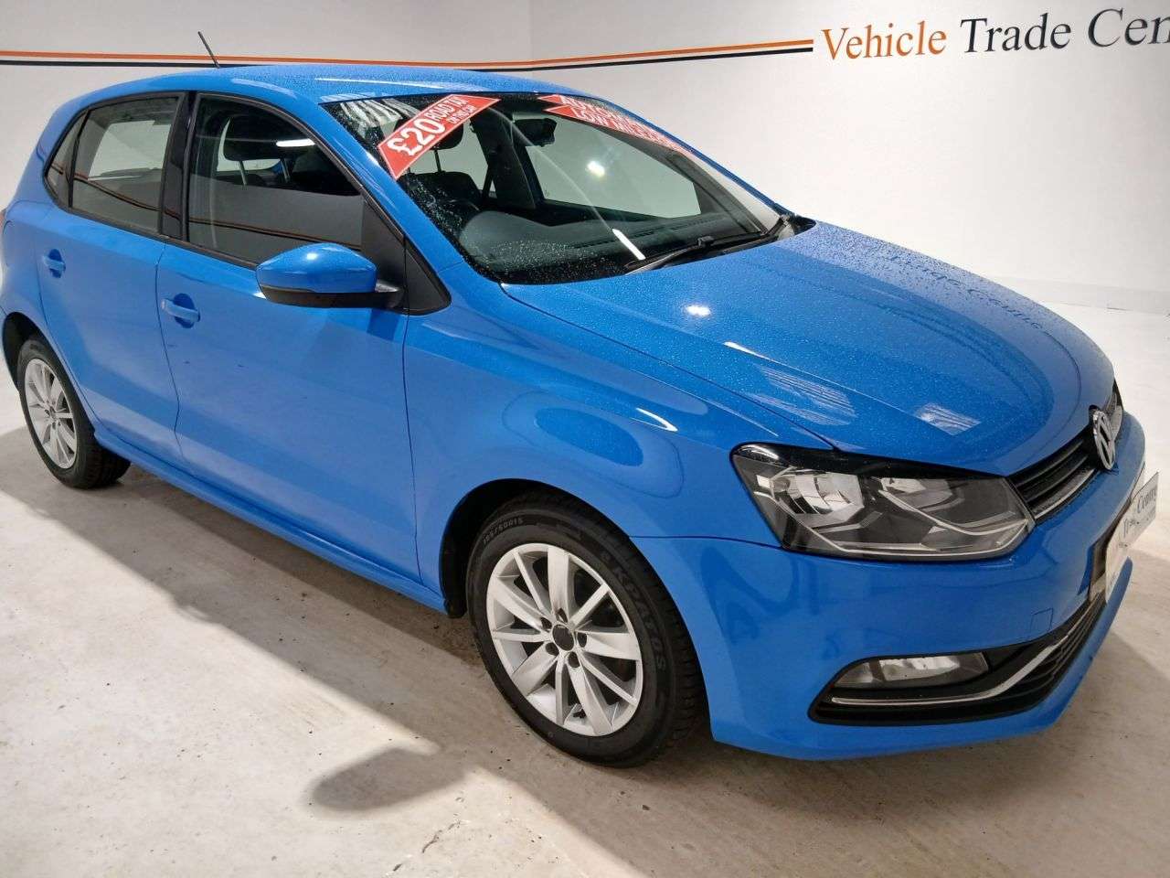 A 2015 VOLKSWAGEN POLO 1.2 TSI BlueMotion Tech SE Hatchback 5dr Petrol DSG Euro 6 (s/s) (90 ps) A 2015 VOLKSWAGEN POLO 1.2 TSI BlueMotion Tech SE Hatchback 5dr Petrol DSG Euro 6 (s/s) (90 ps)
