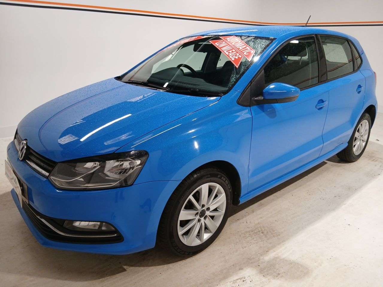 A 2015 VOLKSWAGEN POLO 1.2 TSI BlueMotion Tech SE Hatchback 5dr Petrol DSG Euro 6 (s/s) (90 ps) A 2015 VOLKSWAGEN POLO 1.2 TSI BlueMotion Tech SE Hatchback 5dr Petrol DSG Euro 6 (s/s) (90 ps)