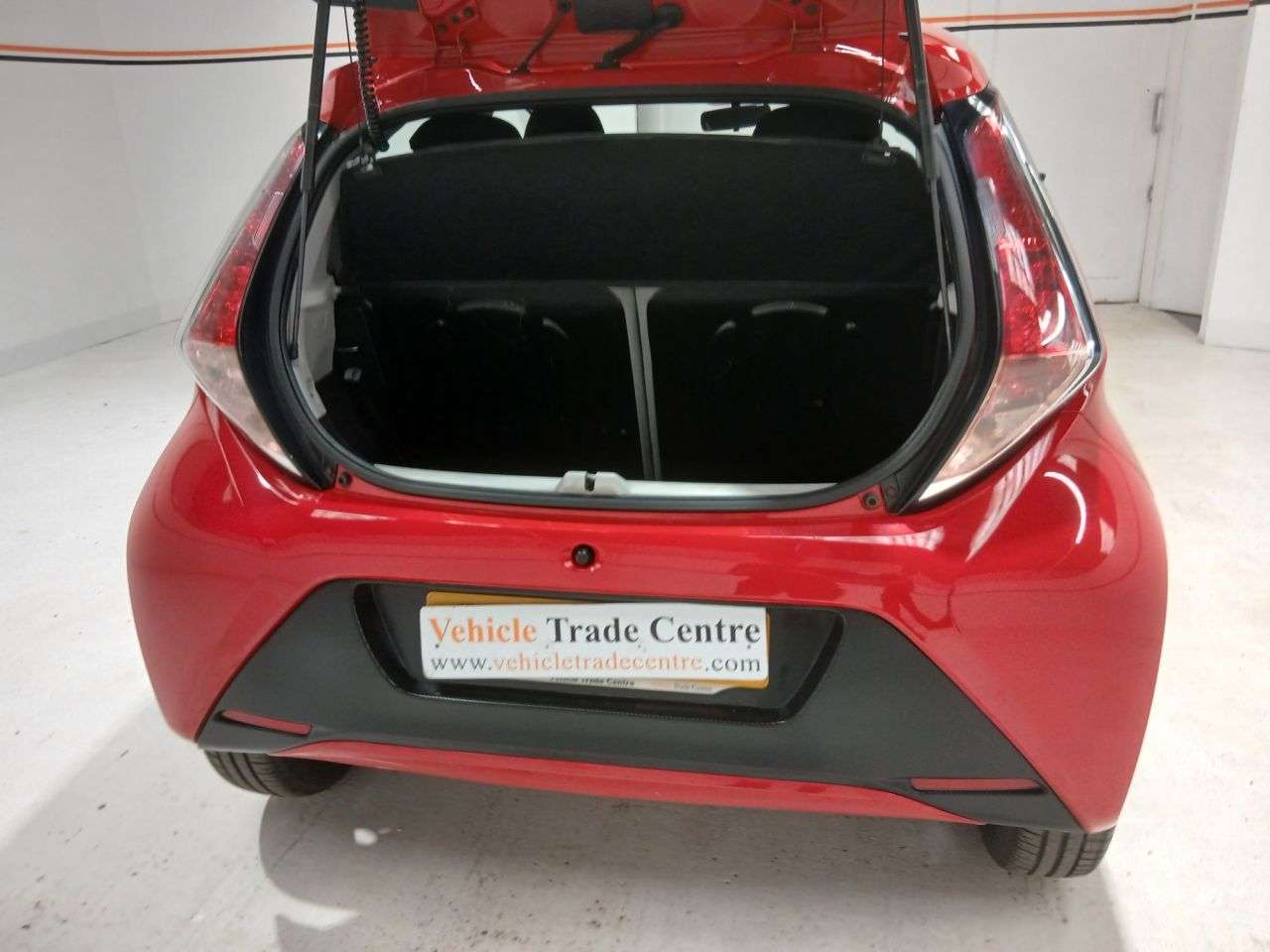 2016 TOYOTA AYGO 2016 TOYOTA AYGO