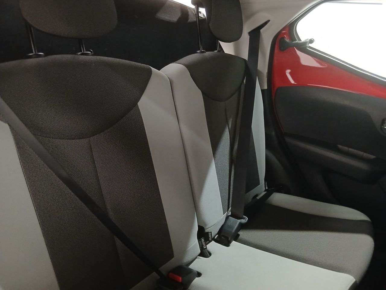 2016 TOYOTA AYGO 2016 TOYOTA AYGO