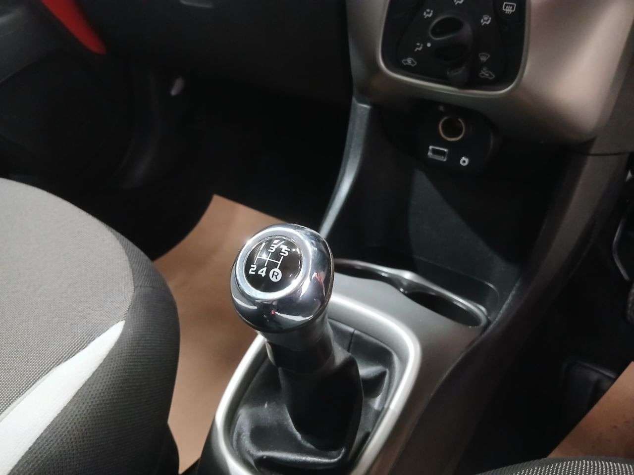 2016 TOYOTA AYGO 2016 TOYOTA AYGO
