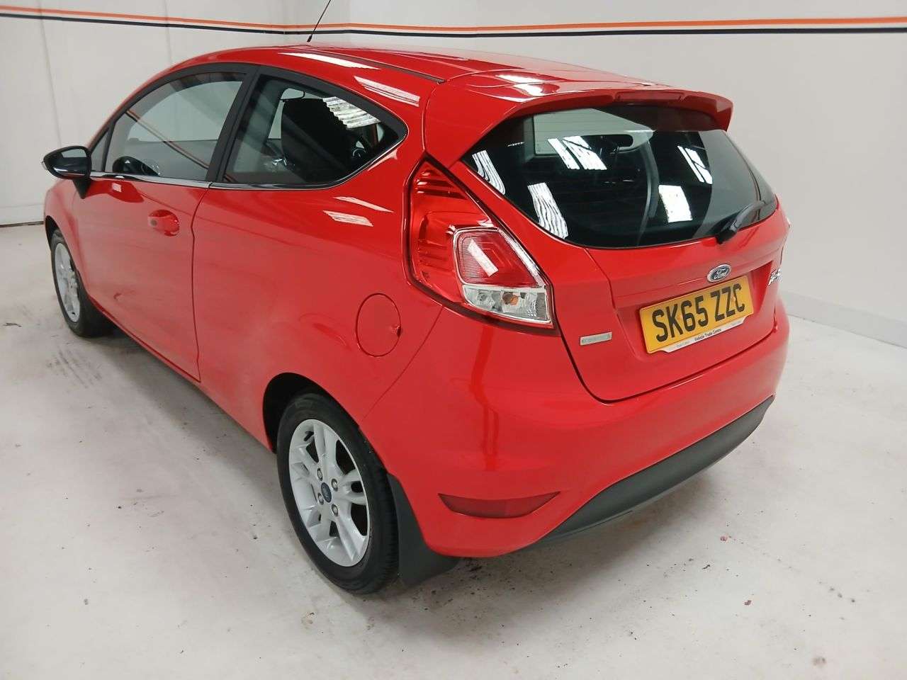 A 2015 FORD FIESTA 1.0T EcoBoost Zetec Hatchback 3dr Petrol Manual Euro 6 (s/s) (100 ps) A 2015 FORD FIESTA 1.0T EcoBoost Zetec Hatchback 3dr Petrol Manual Euro 6 (s/s) (100 ps)