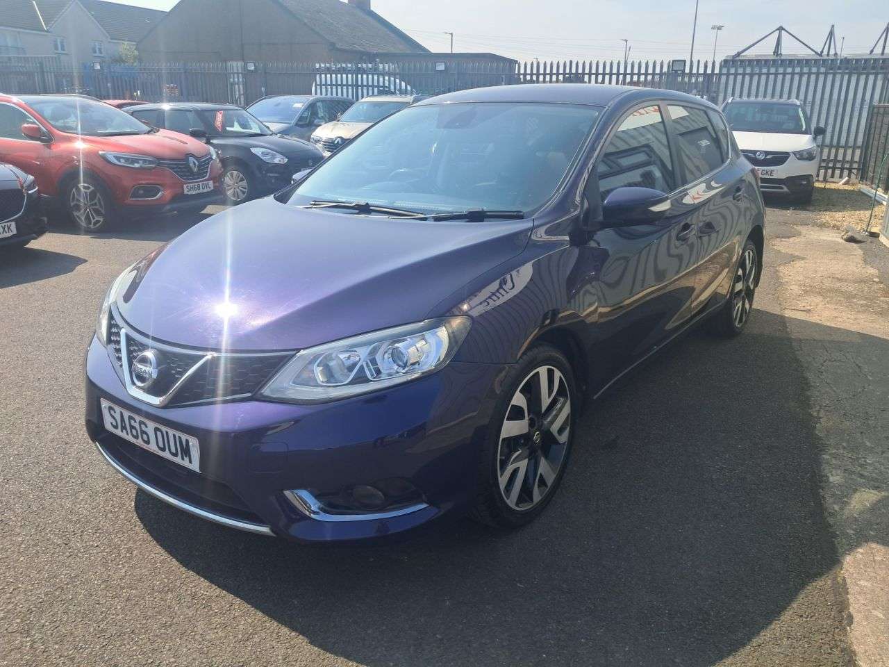 A 2016 NISSAN PULSAR 1.2 DIG-T Tekna Hatchback 5dr Petrol Manual Euro 6 (s/s) (115 ps) A 2016 NISSAN PULSAR 1.2 DIG-T Tekna Hatchback 5dr Petrol Manual Euro 6 (s/s) (115 ps)