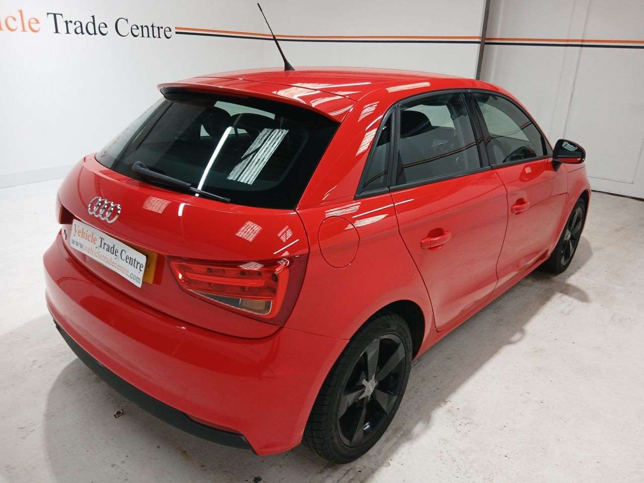 2015 AUDI A1 2015 AUDI A1