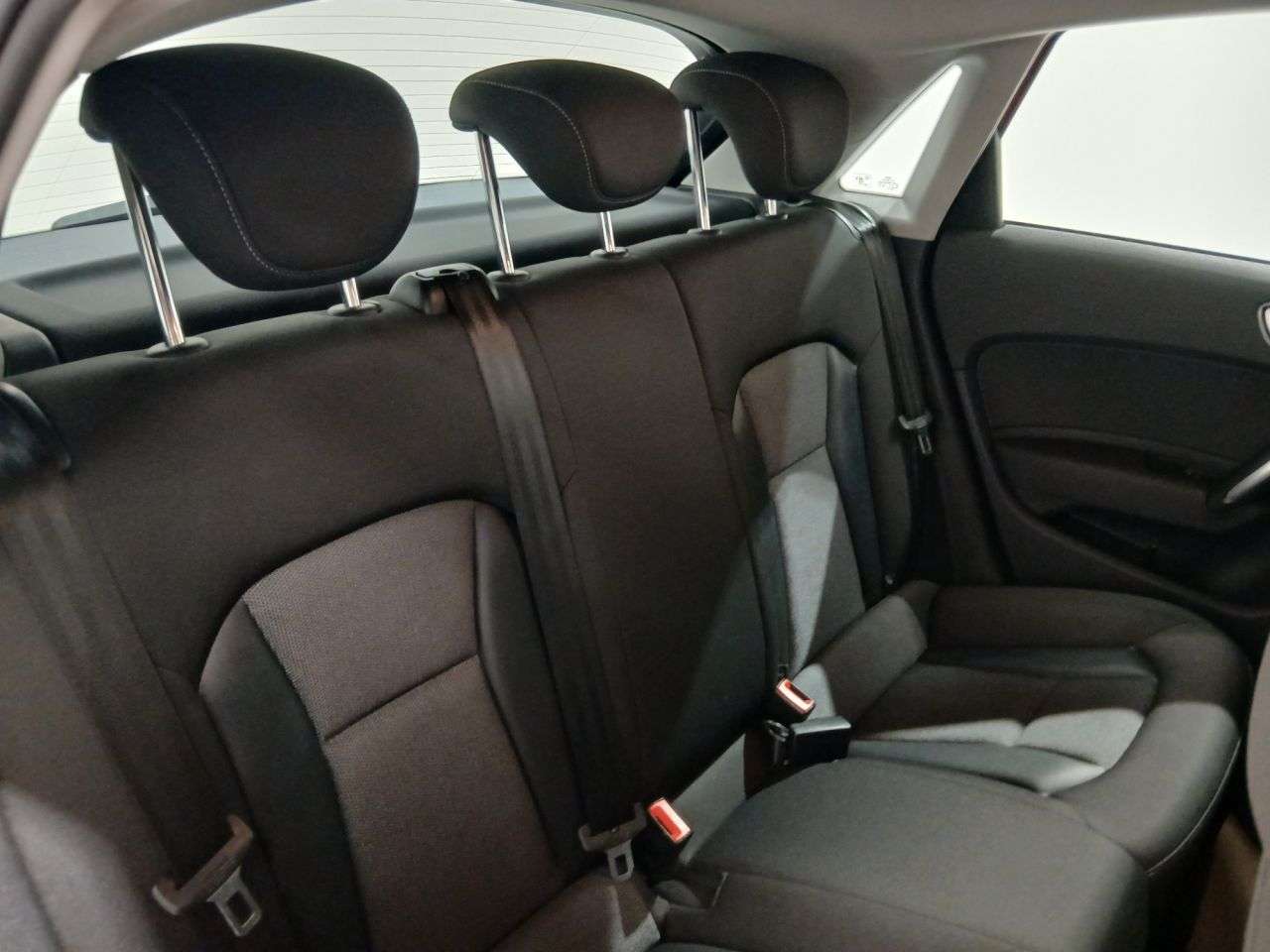 2015 AUDI A1 2015 AUDI A1