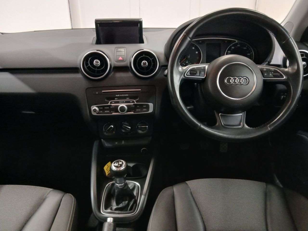 2015 AUDI A1 2015 AUDI A1