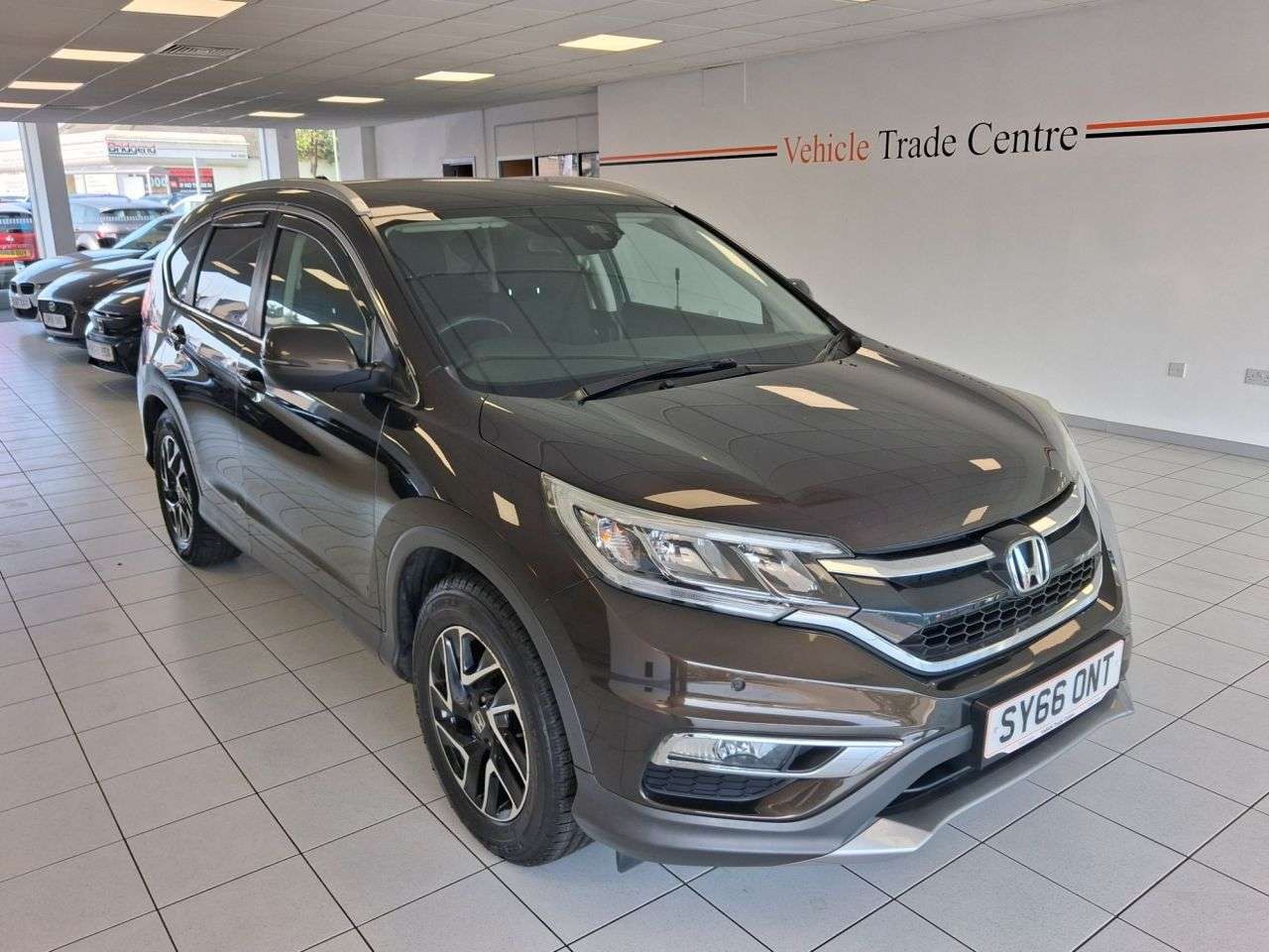 A 2016 HONDA CR-V 1.6 i-DTEC SE Plus Navi SUV 5dr Diesel Manual Euro 6 (s/s) (120 ps) A 2016 HONDA CR-V 1.6 i-DTEC SE Plus Navi SUV 5dr Diesel Manual Euro 6 (s/s) (120 ps)