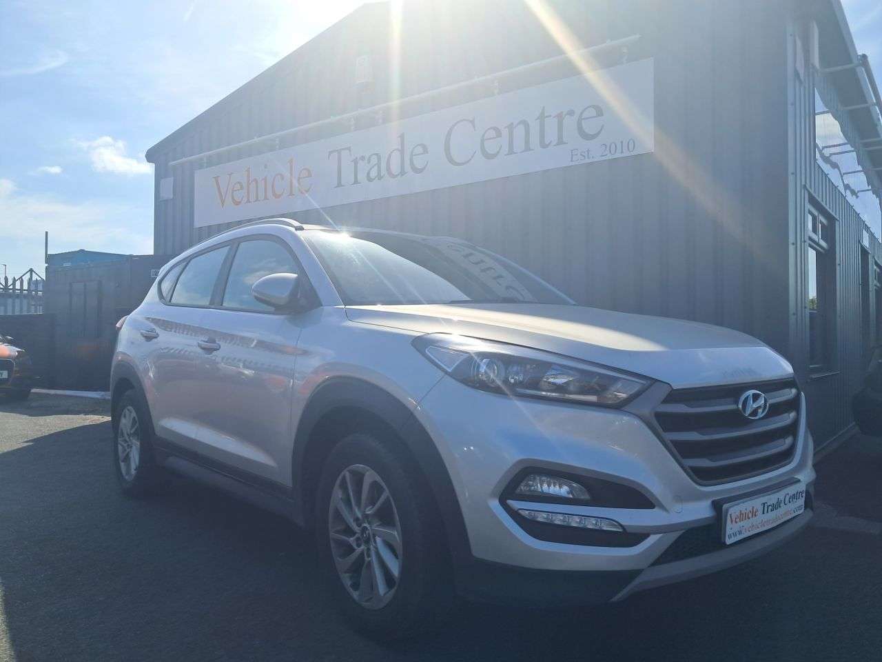 A 2017 HYUNDAI TUCSON 1.7 CRDi Blue Drive SE Nav SUV 5dr Diesel Manual Euro 6 (s/s) (116 ps) A 2017 HYUNDAI TUCSON 1.7 CRDi Blue Drive SE Nav SUV 5dr Diesel Manual Euro 6 (s/s) (116 ps)