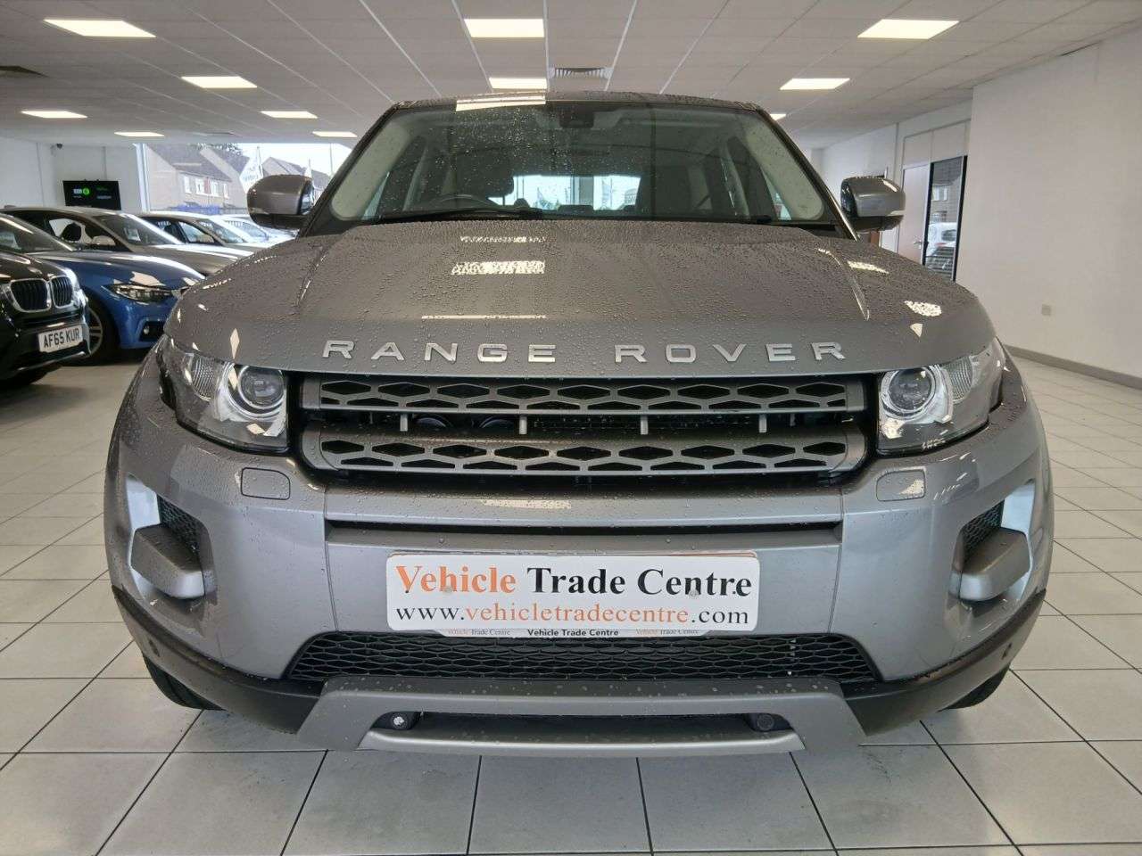 A 2012 LAND ROVER RANGE ROVER EVOQUE SD4 PURE TECH A 2012 LAND ROVER RANGE ROVER EVOQUE SD4 PURE TECH