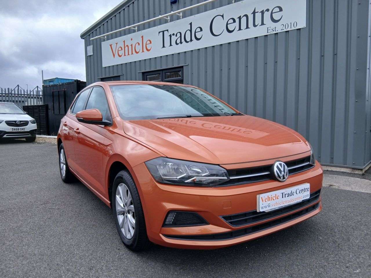 A 2018 VOLKSWAGEN POLO 1.0 TSI SE Hatchback 5dr Petrol Manual Euro 6 (s/s) (95 ps) A 2018 VOLKSWAGEN POLO 1.0 TSI SE Hatchback 5dr Petrol Manual Euro 6 (s/s) (95 ps)