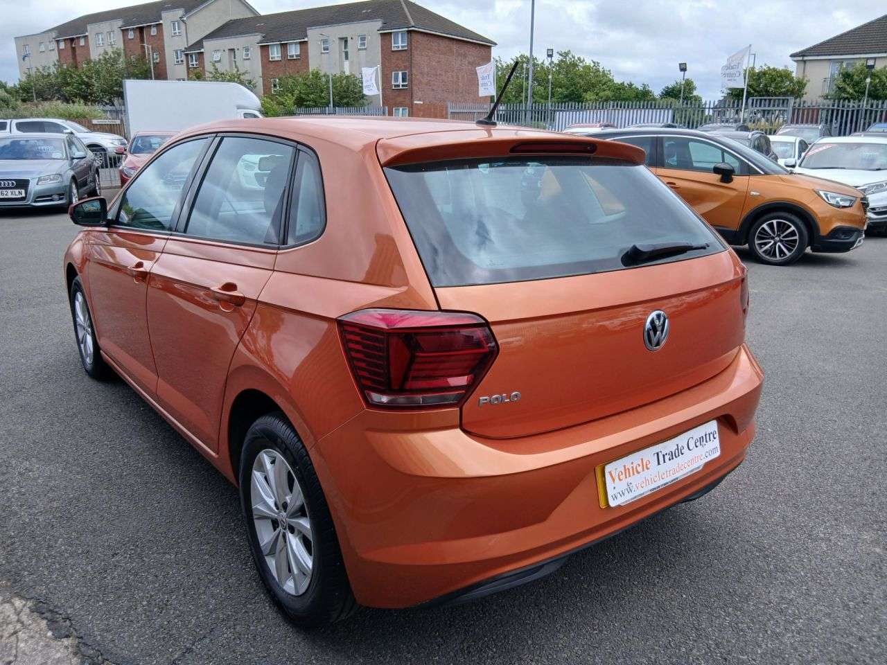 A 2018 VOLKSWAGEN POLO 1.0 TSI SE Hatchback 5dr Petrol Manual Euro 6 (s/s) (95 ps) A 2018 VOLKSWAGEN POLO 1.0 TSI SE Hatchback 5dr Petrol Manual Euro 6 (s/s) (95 ps)