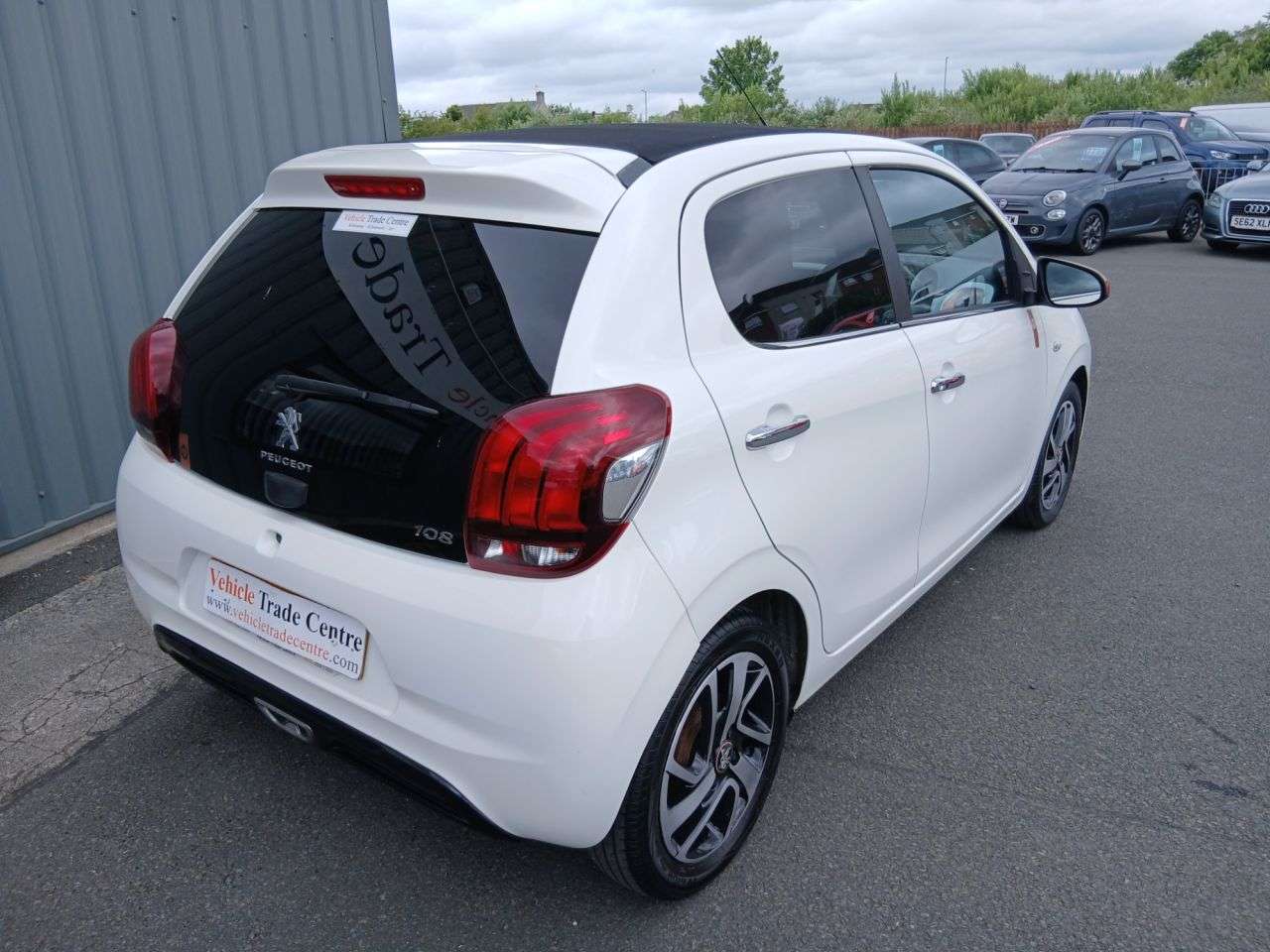 2016 PEUGEOT 108 2016 PEUGEOT 108