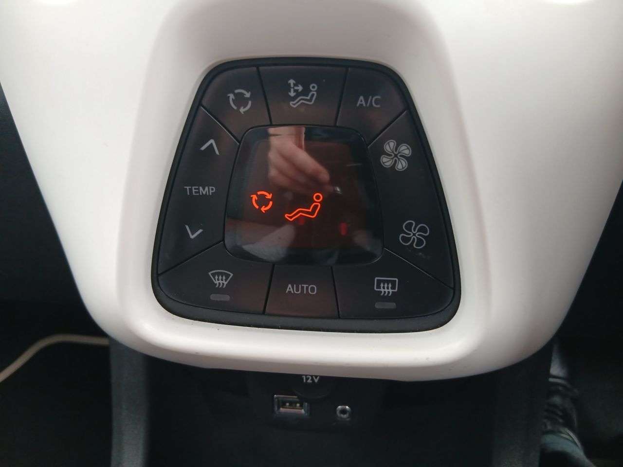 2016 PEUGEOT 108 2016 PEUGEOT 108