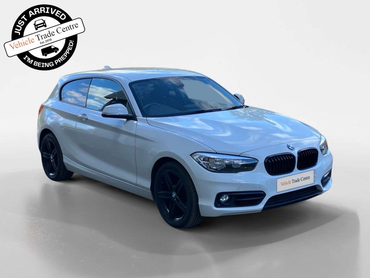 A 2018 BMW 1 SERIES 1.5 118i Sport Hatchback 3dr Petrol Manual Euro 6 (s/s) (136 ps) A 2018 BMW 1 SERIES 1.5 118i Sport Hatchback 3dr Petrol Manual Euro 6 (s/s) (136 ps)