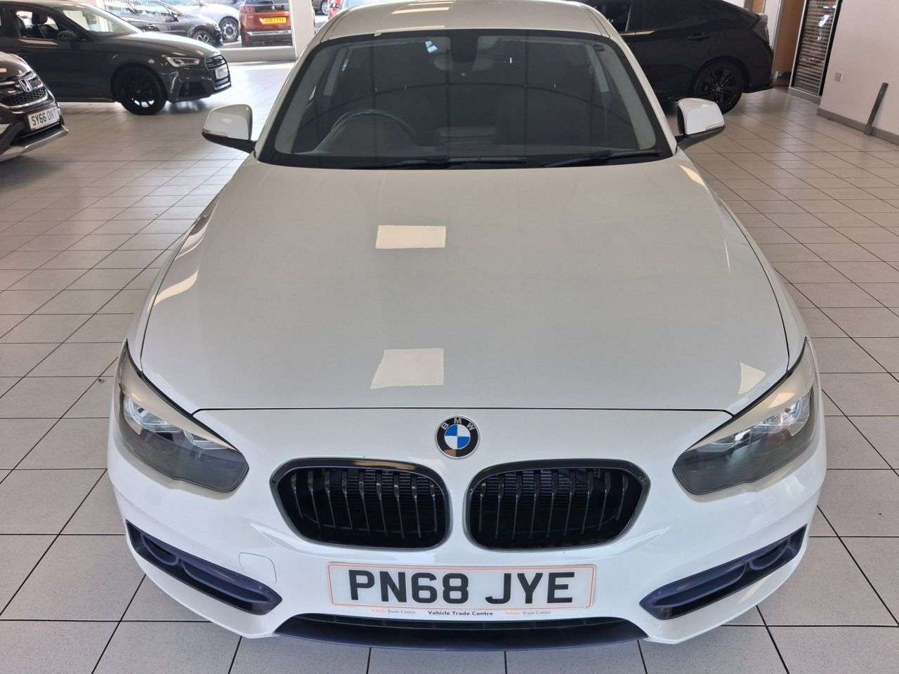 A 2018 BMW 1 SERIES 1.5 118i Sport Hatchback 3dr Petrol Manual Euro 6 (s/s) (136 ps) A 2018 BMW 1 SERIES 1.5 118i Sport Hatchback 3dr Petrol Manual Euro 6 (s/s) (136 ps)