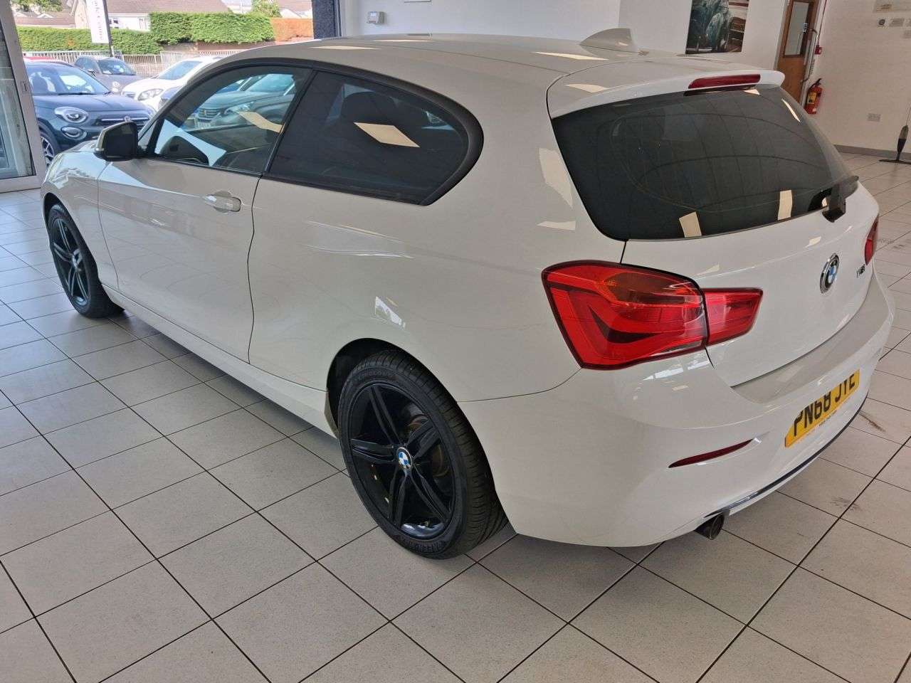 A 2018 BMW 1 SERIES 1.5 118i Sport Hatchback 3dr Petrol Manual Euro 6 (s/s) (136 ps) A 2018 BMW 1 SERIES 1.5 118i Sport Hatchback 3dr Petrol Manual Euro 6 (s/s) (136 ps)