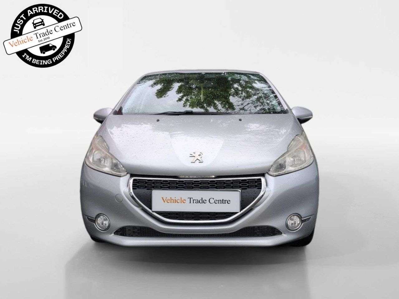 A 2013 PEUGEOT 208 1.2 VTi Active Hatchback 5dr Petrol Manual Euro 5 (82 ps) A 2013 PEUGEOT 208 1.2 VTi Active Hatchback 5dr Petrol Manual Euro 5 (82 ps)