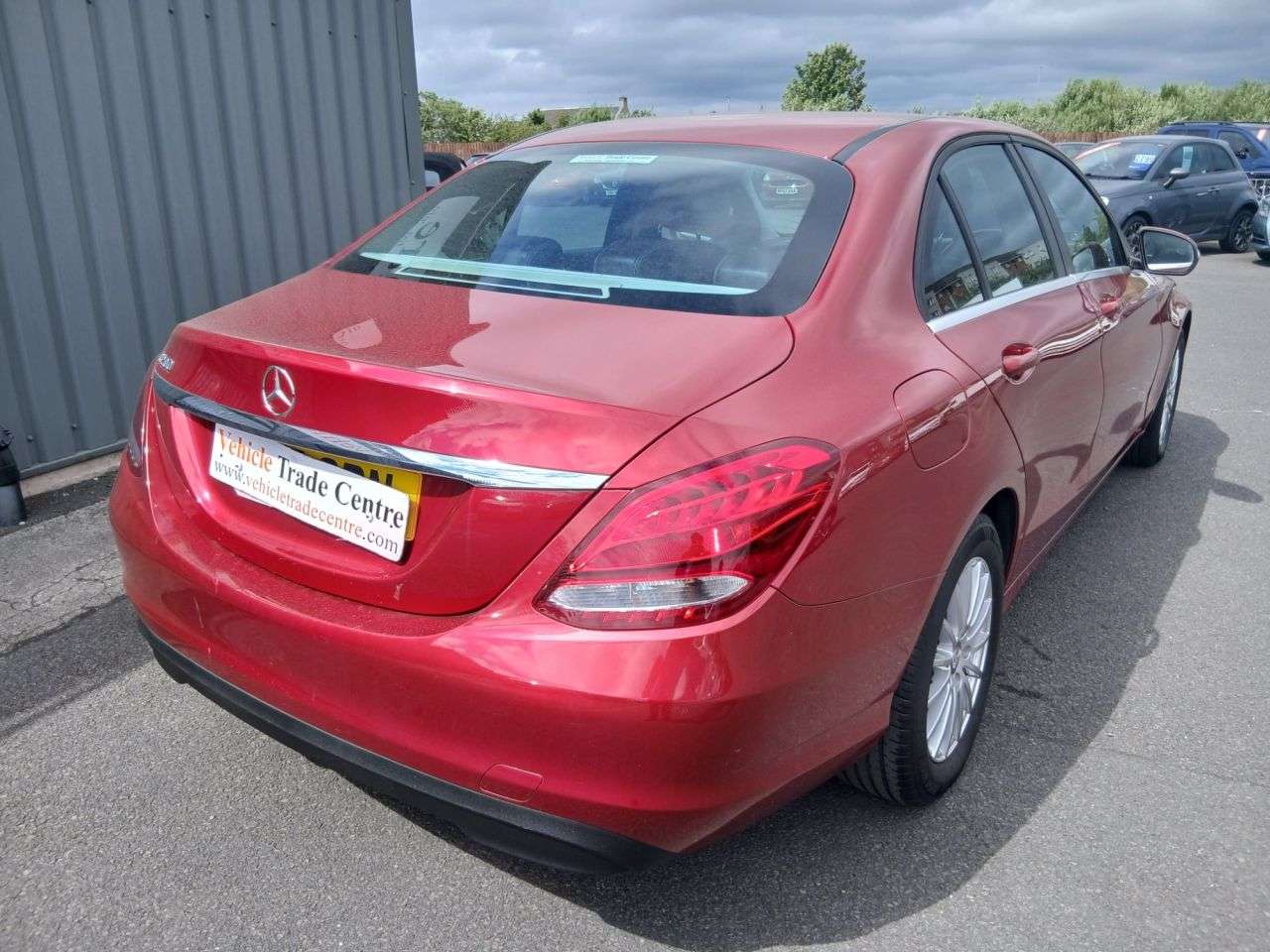 A 2015 MERCEDES-BENZ C CLASS 2.0 C200 SE Saloon 4dr Petrol 7G-Tronic+ Euro 6 (s/s) (184 ps) A 2015 MERCEDES-BENZ C CLASS 2.0 C200 SE Saloon 4dr Petrol 7G-Tronic+ Euro 6 (s/s) (184 ps)