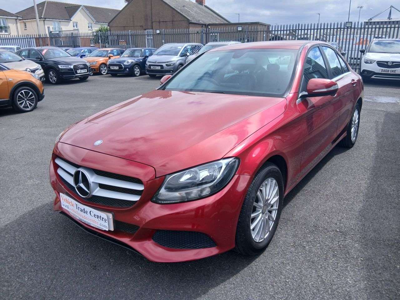 A 2015 MERCEDES-BENZ C CLASS 2.0 C200 SE Saloon 4dr Petrol 7G-Tronic+ Euro 6 (s/s) (184 ps) A 2015 MERCEDES-BENZ C CLASS 2.0 C200 SE Saloon 4dr Petrol 7G-Tronic+ Euro 6 (s/s) (184 ps)