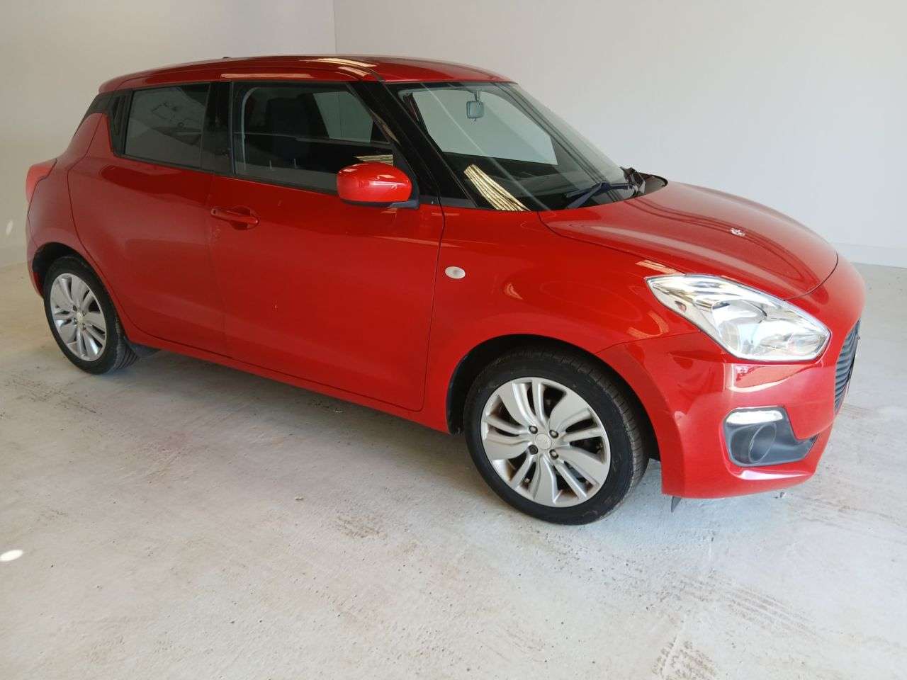 A 2018 SUZUKI SWIFT 1.0 Boosterjet SZ-T Hatchback 5dr Petrol Manual Euro 6 (111 ps) A 2018 SUZUKI SWIFT 1.0 Boosterjet SZ-T Hatchback 5dr Petrol Manual Euro 6 (111 ps)