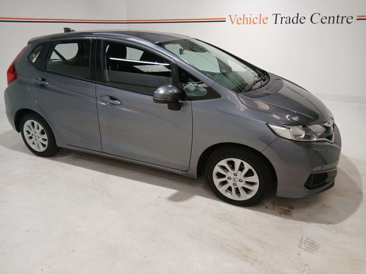 A 2018 HONDA JAZZ 1.3 i-VTEC SE Navi Hatchback 5dr Petrol Manual Euro 6 (s/s) (102 ps) A 2018 HONDA JAZZ 1.3 i-VTEC SE Navi Hatchback 5dr Petrol Manual Euro 6 (s/s) (102 ps)