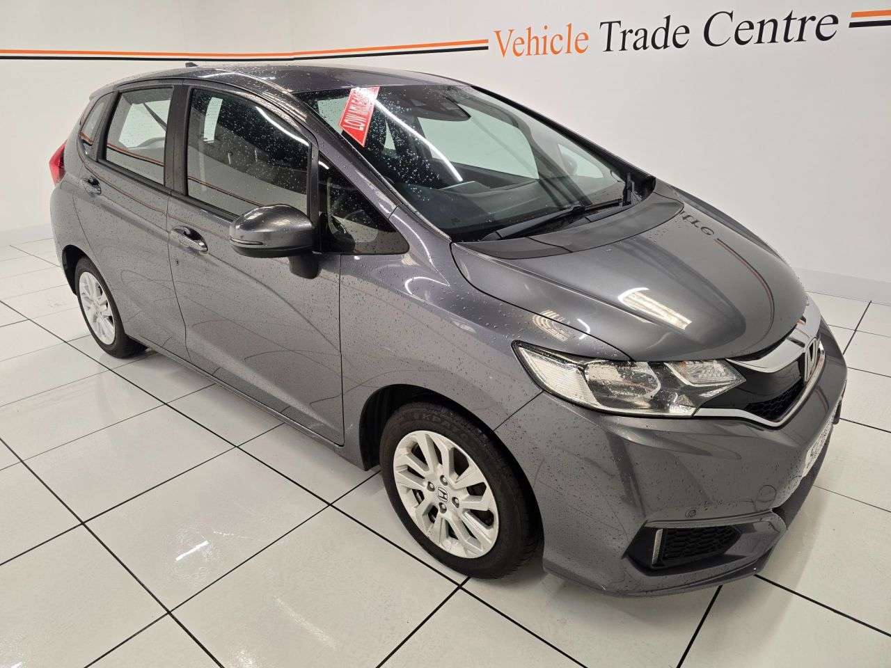 A 2018 HONDA JAZZ 1.3 i-VTEC SE Navi Hatchback 5dr Petrol Manual Euro 6 (s/s) (102 ps) A 2018 HONDA JAZZ 1.3 i-VTEC SE Navi Hatchback 5dr Petrol Manual Euro 6 (s/s) (102 ps)