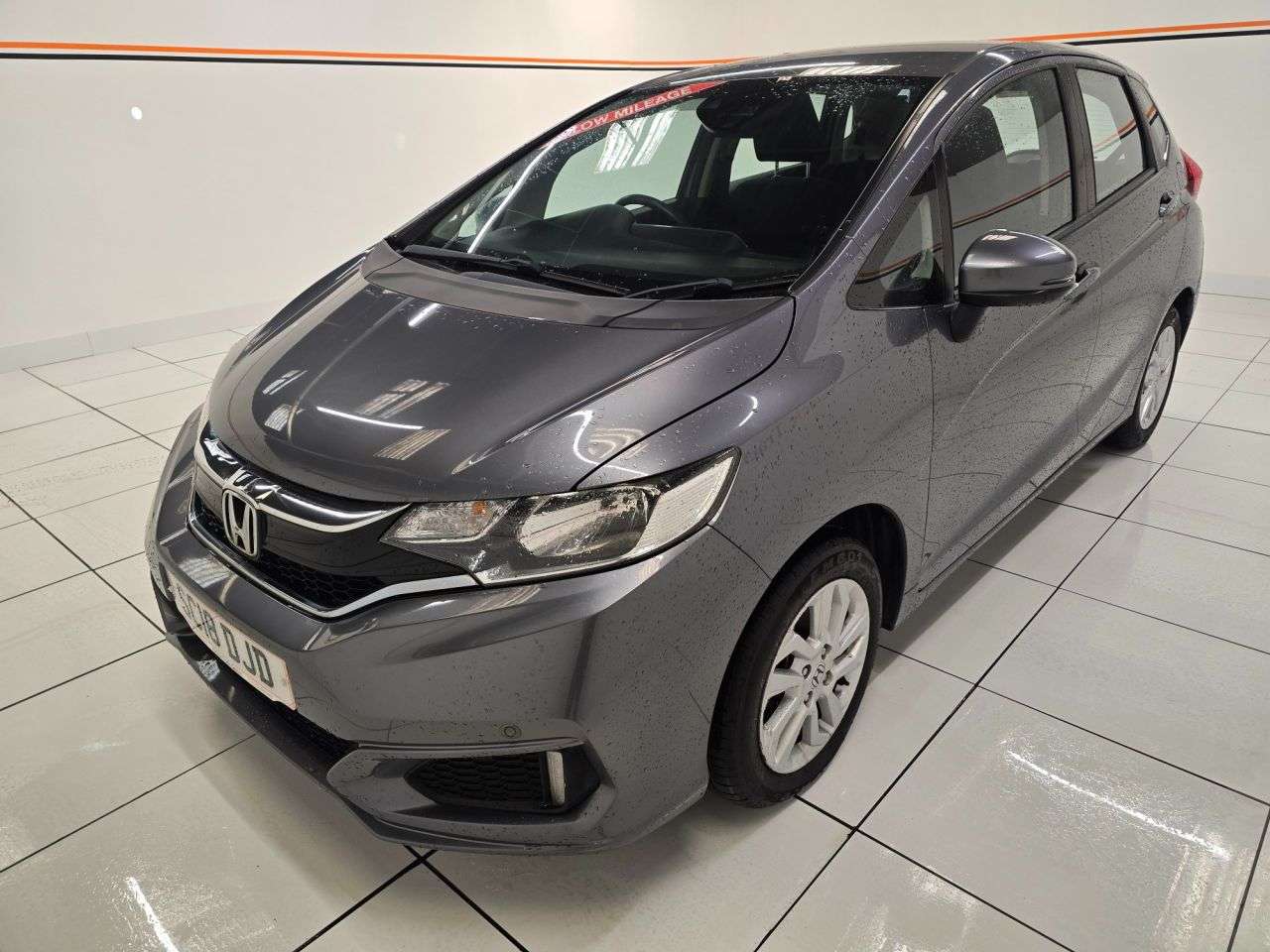 A 2018 HONDA JAZZ 1.3 i-VTEC SE Navi Hatchback 5dr Petrol Manual Euro 6 (s/s) (102 ps) A 2018 HONDA JAZZ 1.3 i-VTEC SE Navi Hatchback 5dr Petrol Manual Euro 6 (s/s) (102 ps)