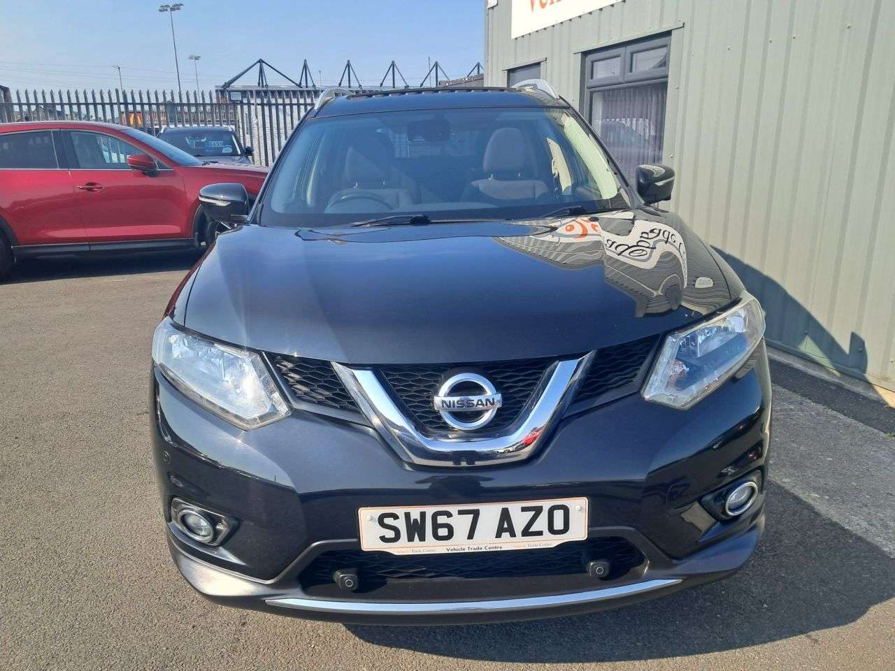 A 2017 NISSAN X-TRAIL 2.0 dCi N-Vision SUV 5dr Diesel XTRON 4WD Euro 6 (s/s) (177 ps) A 2017 NISSAN X-TRAIL 2.0 dCi N-Vision SUV 5dr Diesel XTRON 4WD Euro 6 (s/s) (177 ps)