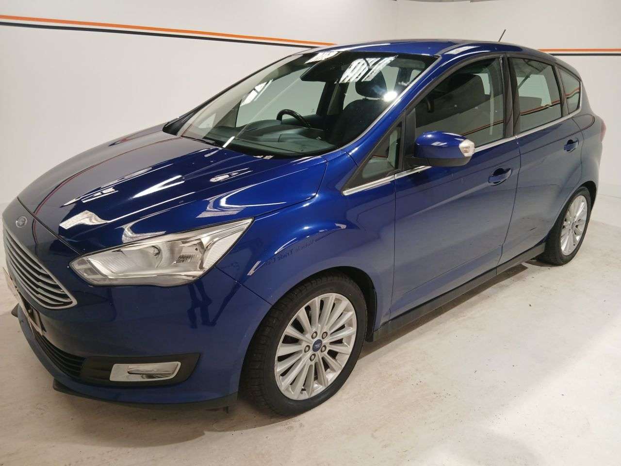 A 2017 FORD C-MAX 1.5 TDCi Titanium MPV 5dr Diesel Manual Euro 6 (s/s) (120 ps) A 2017 FORD C-MAX 1.5 TDCi Titanium MPV 5dr Diesel Manual Euro 6 (s/s) (120 ps)