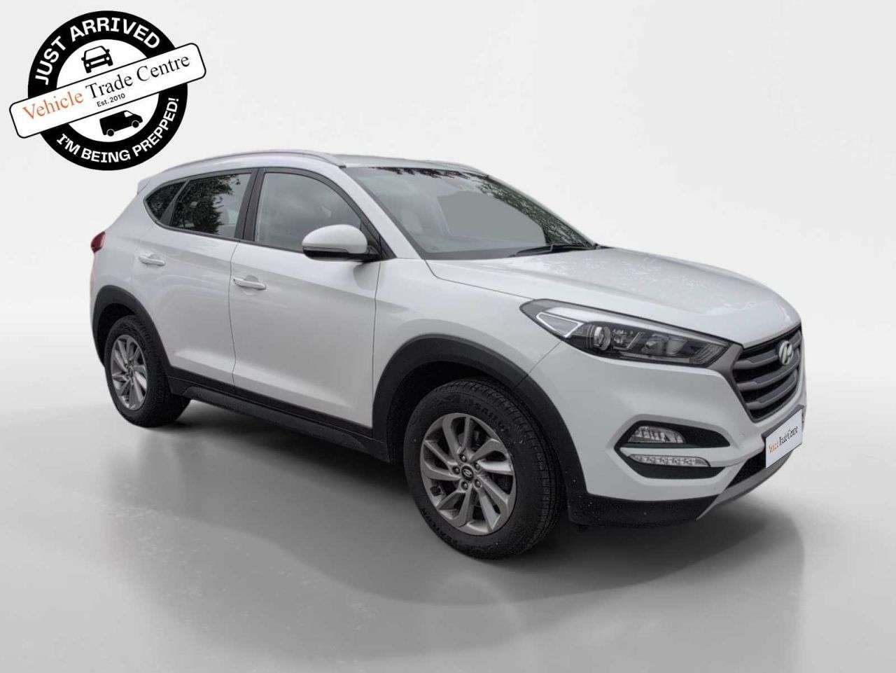 A 2017 HYUNDAI TUCSON 1.6 GDi Blue Drive SE Nav SUV 5dr Petrol Manual Euro 6 (s/s) (132 ps) A 2017 HYUNDAI TUCSON 1.6 GDi Blue Drive SE Nav SUV 5dr Petrol Manual Euro 6 (s/s) (132 ps)