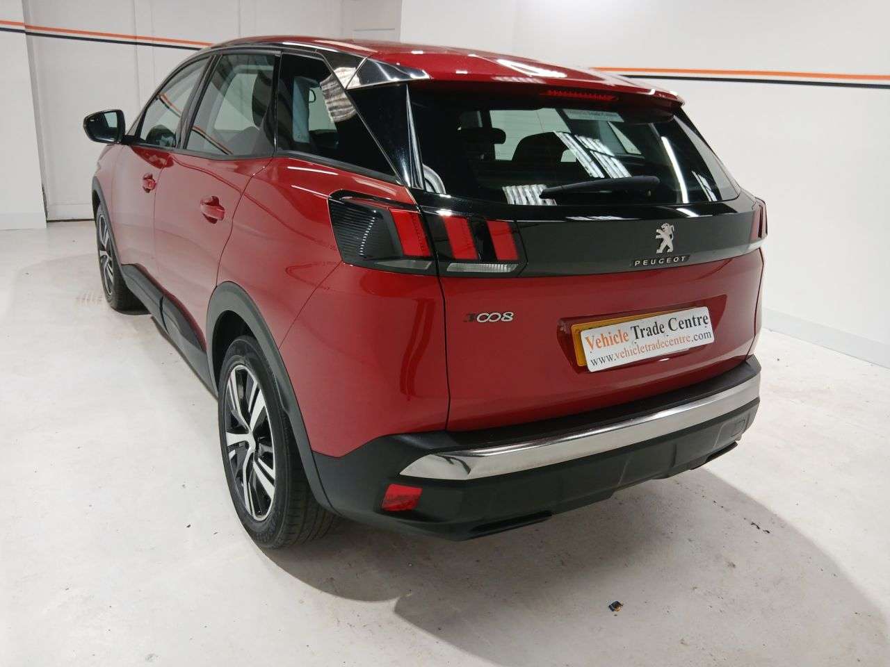A 2017 PEUGEOT 3008 1.6 BlueHDi Active SUV 5dr Diesel Manual Euro 6 (s/s) (120 ps) A 2017 PEUGEOT 3008 1.6 BlueHDi Active SUV 5dr Diesel Manual Euro 6 (s/s) (120 ps)