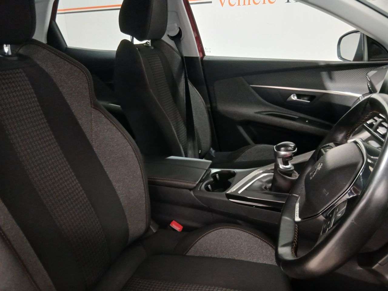 2017 PEUGEOT 3008 2017 PEUGEOT 3008