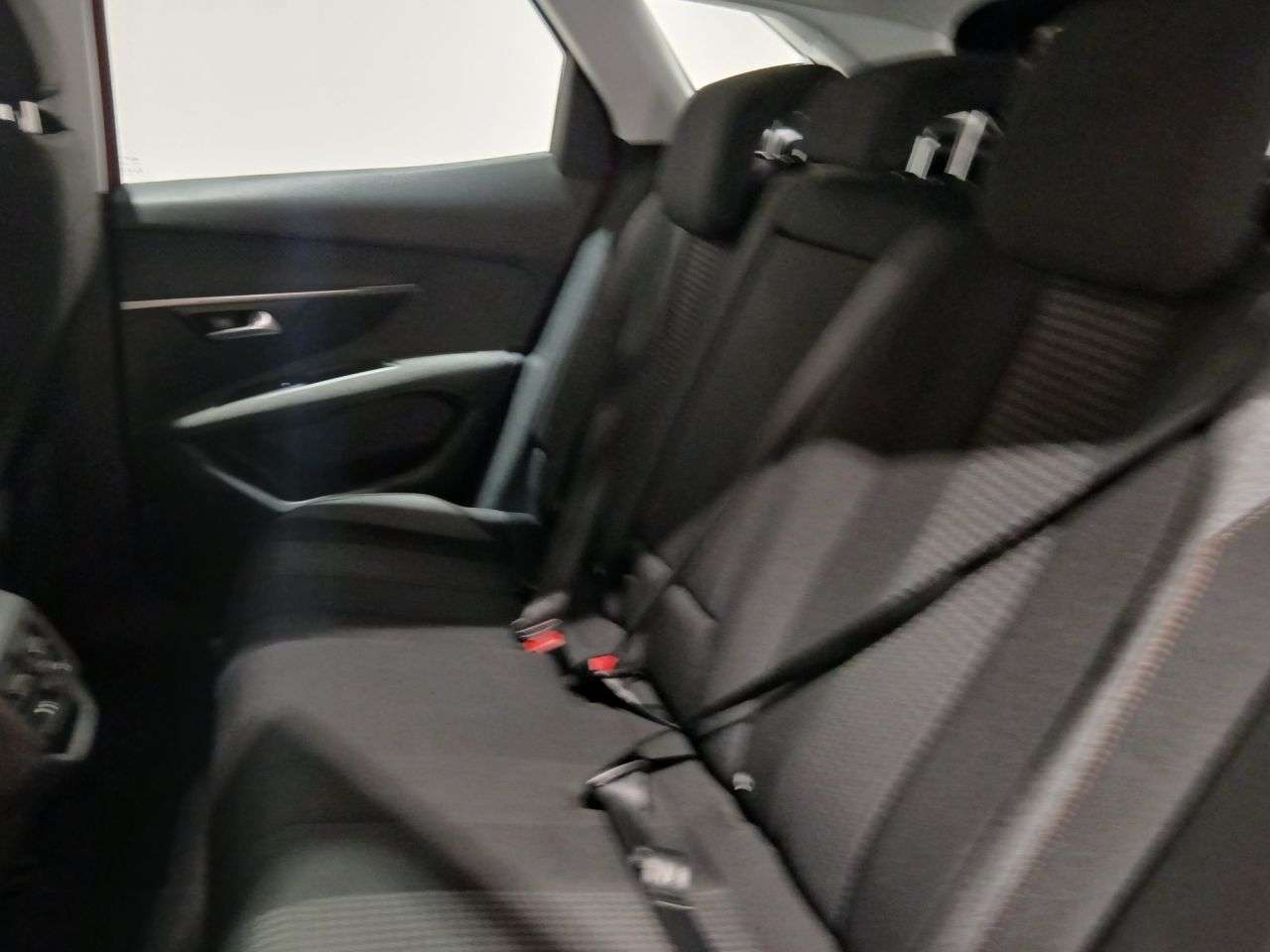 2017 PEUGEOT 3008 2017 PEUGEOT 3008